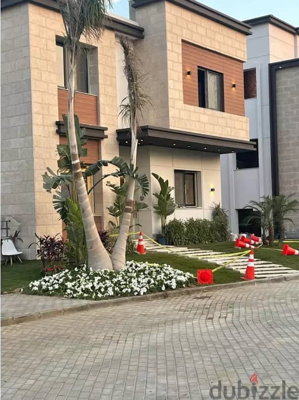 Own Townhouse in Azzar 2 New Cairo Lowest Price with installments 1