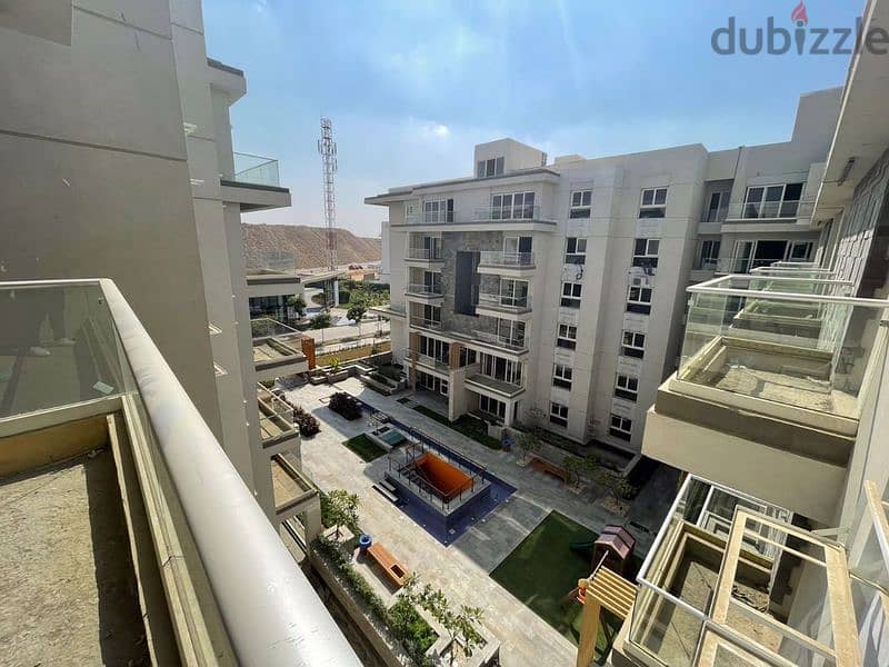 Apartment resale club park on court in M. V icity 2