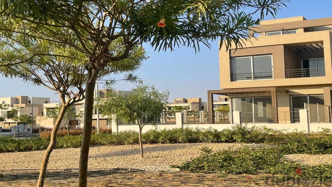 Standalone villa for sale type E cash in Palm Hills New Cairo Compound 3