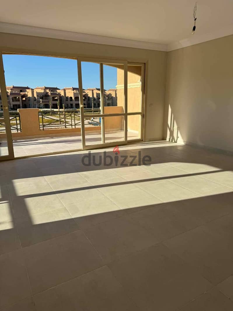 Chalet for sale 220 m overlooking the sea and swimming pool, in La Vista Topaz, Ain Sokhna, Ultra Lux 3