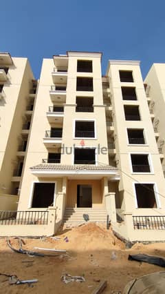 130 sqm ground floor apartment with 207 sqm garden for sale at the entrance to the New Administrative Capital with a 10% down payment in Sarai Compoun