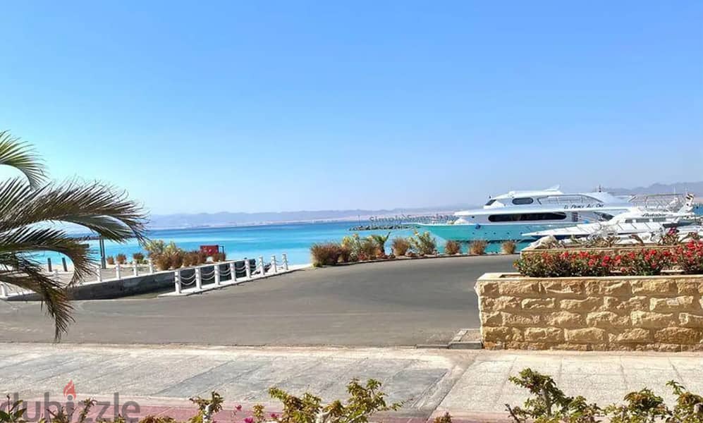 With Installments Over 7 Years Luxury Chalet First Row On The Sea In Soma Bay 10