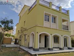 Villa Mivida 6 bedrooms owner finished  with kitchen and air conditioners, view landscape 0