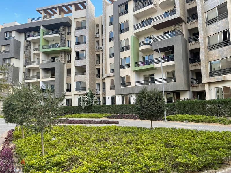إمتلك شقة في قلب منطقة الشيخ زايد للبيع بأفضل نظام سداد في كمبوند لا كولينا - La Colina 3