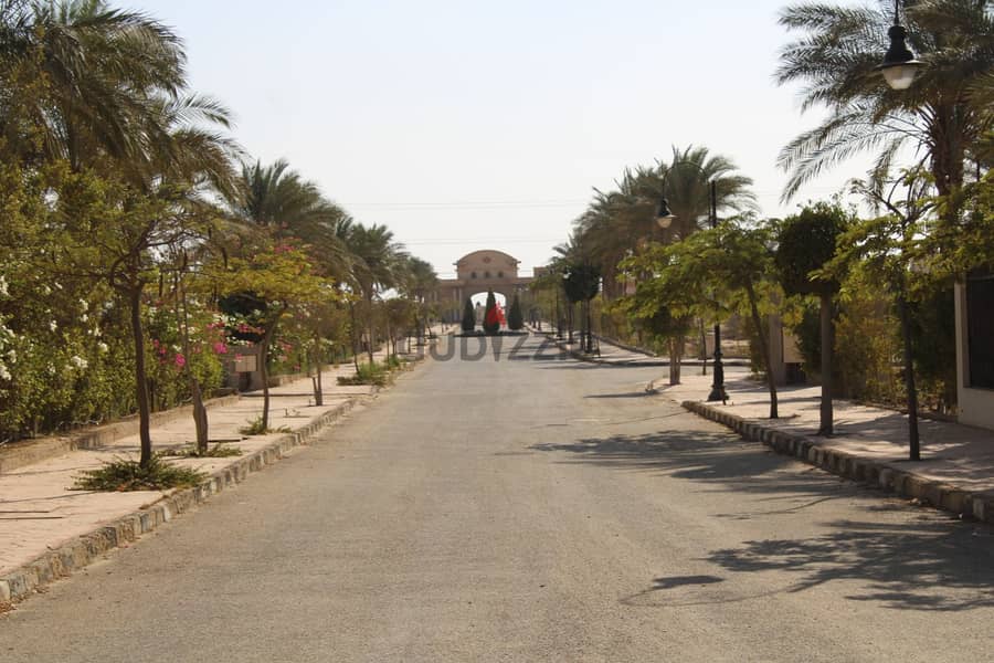 قطعة ارض للبيع علي مساحة 1000م في مدينة الشيخ زايد الجديدة 3