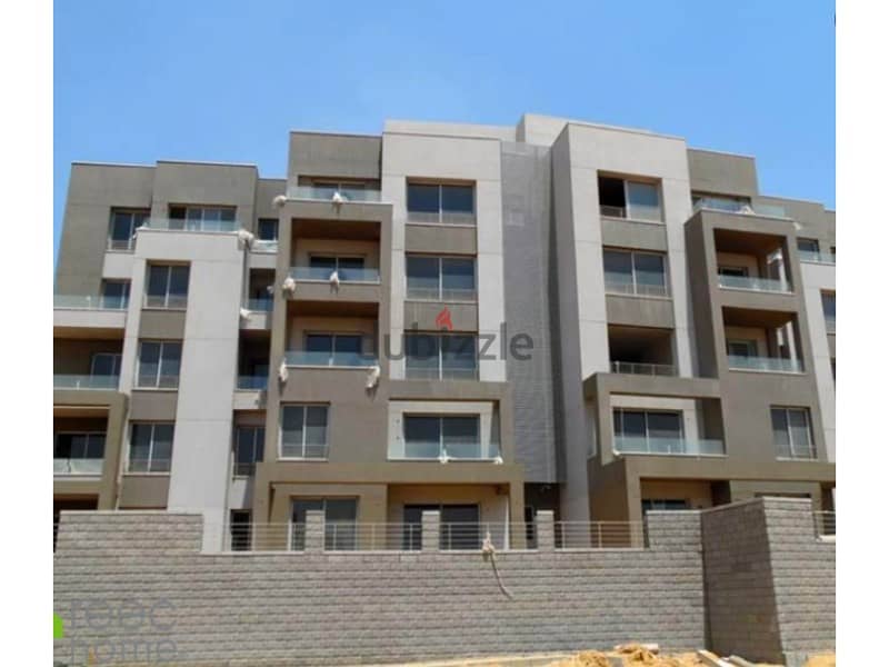 For sale in installments, a finished studio with air conditioners, in a prime location overlooking Palm Hills villas, New Cairo 4