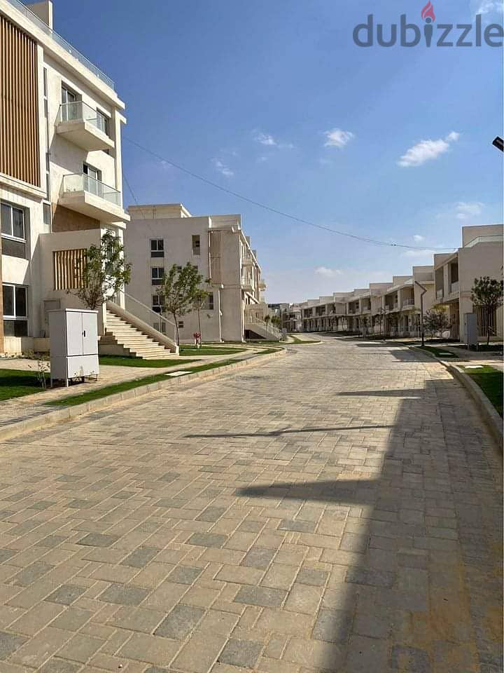Apartment with Prime location for sale in MOUNTAIN VIEW ICITY NEW CAIRO 1