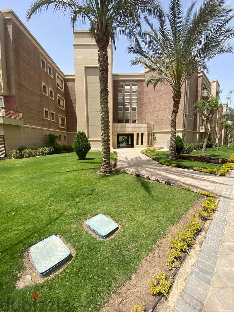 Town house for sale at New giza fully finished with AC's and kitchen 8
