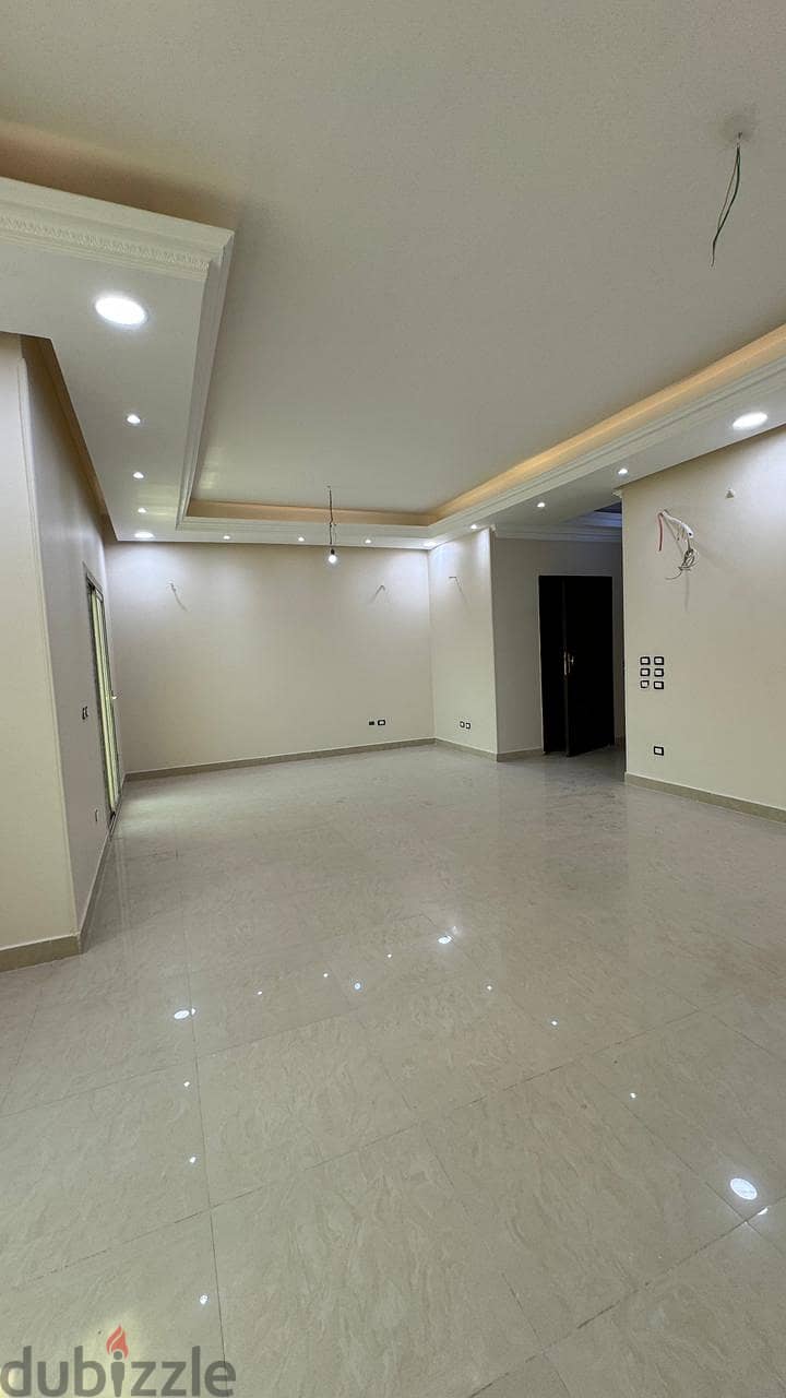 Apartment for rent in Banafseg Settlement, near Sadat Axis, Mohamed Naguib Axis, Al-Rehab, and Waterway  First residence 1