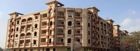 Ultra super luxury apartment in front of Wadi Degla at a very special price