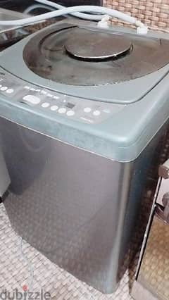 غسالة توشيبا بحالة ممتازة Toshiba automatic washer