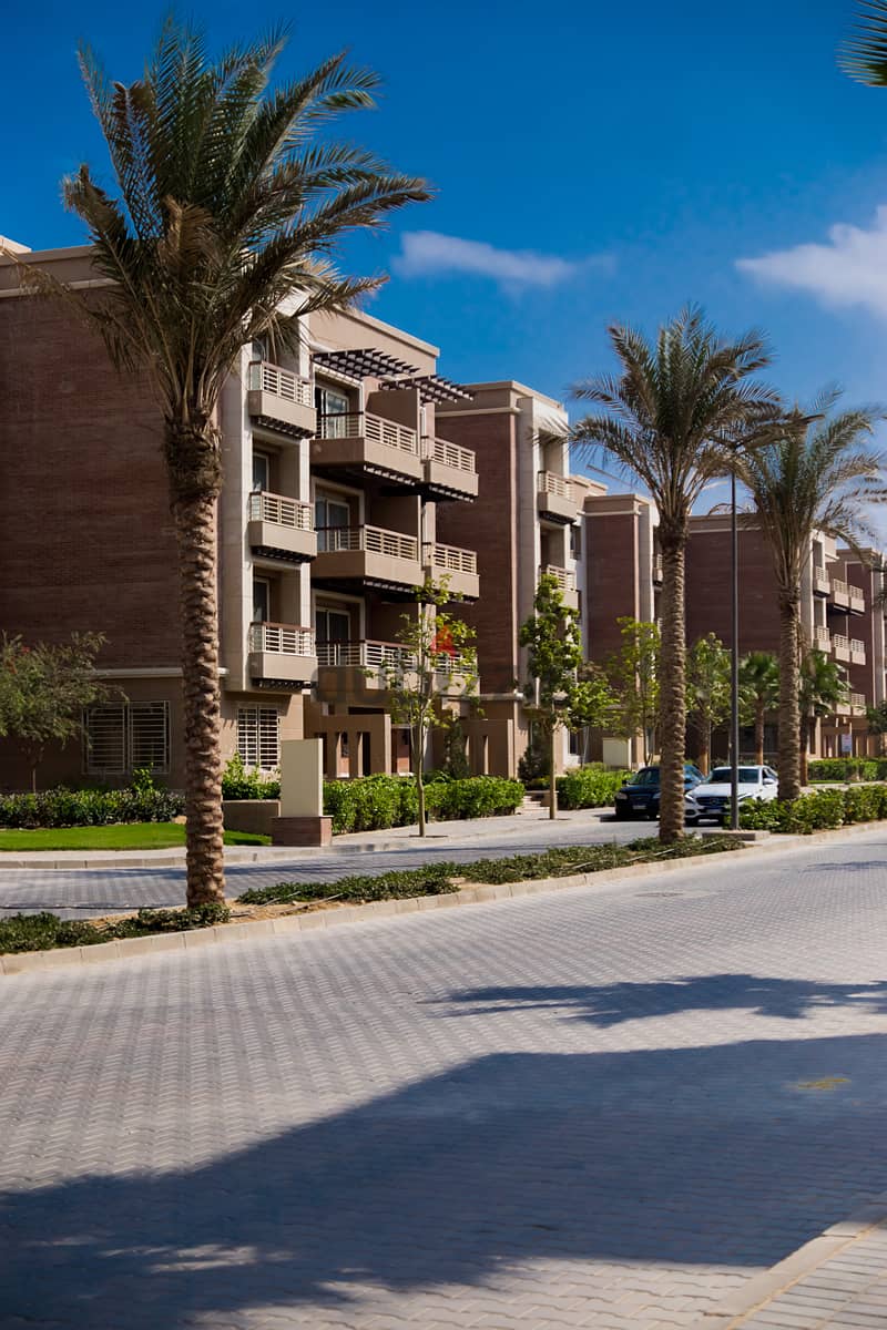 Apartment for sale in New Giza october Westridge with kitchen and AC's 5
