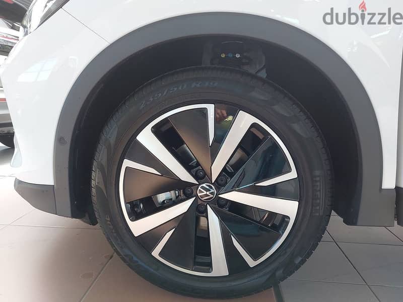 Volkswagen Tiguan 1.5 eTSI DSG Elegance فولكس واجن تيجوان 4