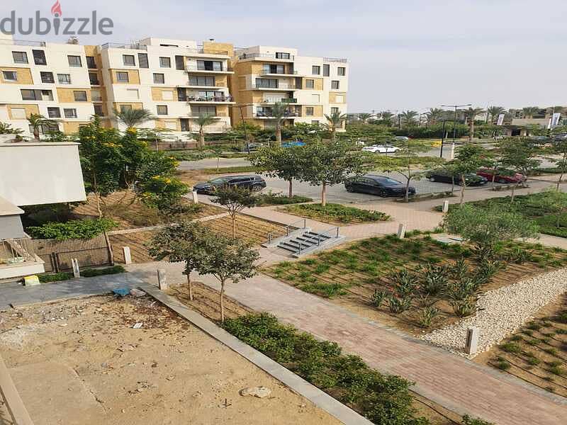 Apartment for sale With Garden 215m In Eastown 2
