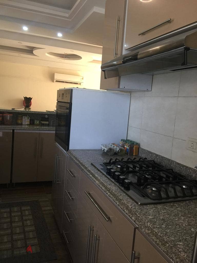 For lovers of hotel finishes Apartment for sale in Madinaty b7 96 metres Completely special finishes Selling furniture and appliances second floor Vie 8