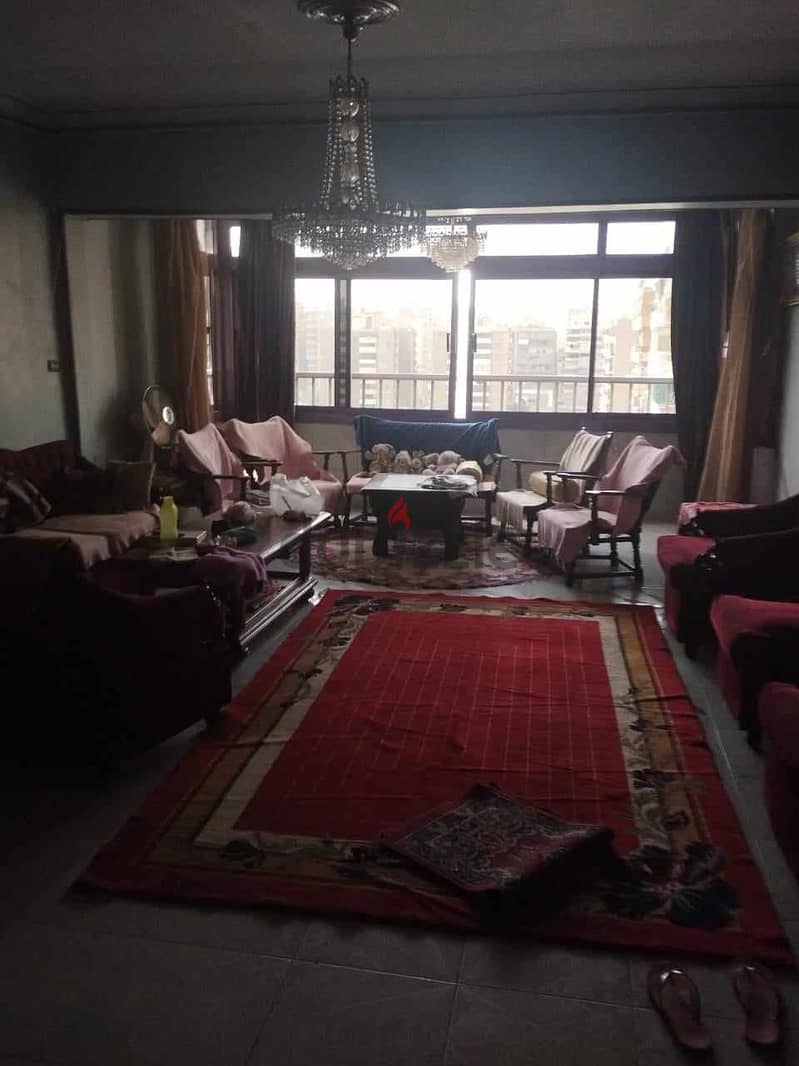 شقة متشطبة للبيع مدينة نصر بالقرب من مستشفي حسبو 1