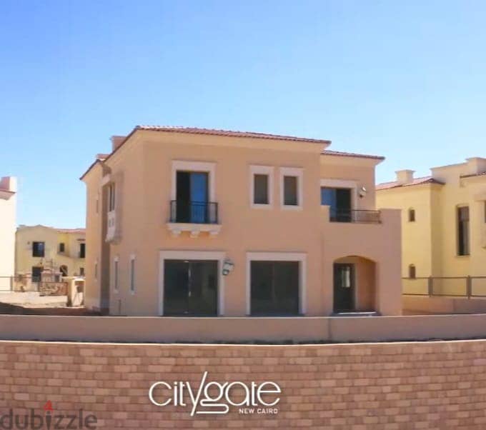 Townhouse 260m For Sale in City Gate New Cairo For Sale 5