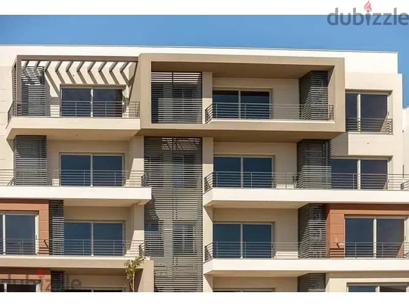 for sale apartment with garden prime location with installment in palm hills new cairo 11