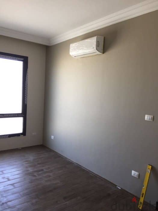 Apartment For Sale Fully Finished & Ready To Move in AL-Burouj - شقة للبيع متشطبة بالكامل استلام فوري في البروج امام المركز الطبي العالمي 1
