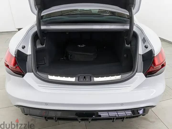 Audi e-tron GT 2024 أودي 3
