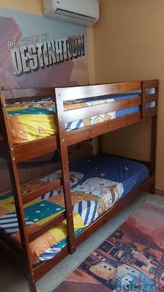 سرير بدورين حالة ممتازة للبيع