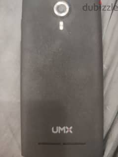 UMX تليفون عادي مستعمل مبيشتغلش في مصر
