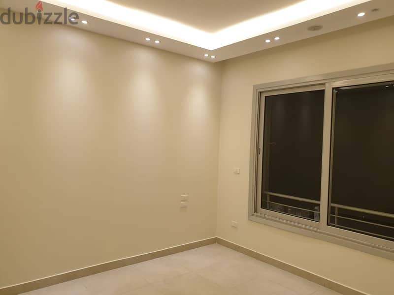 شقة للبيع الترا سوبر لوكس استلام فوري في كمبوند فيلدج جيت Village Gate مساحة 146 متر 22