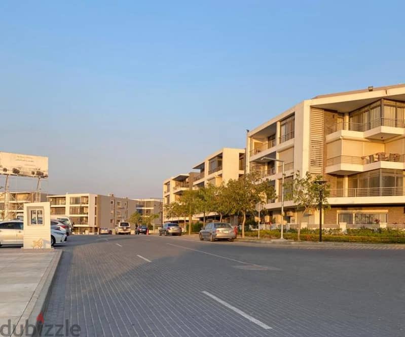 A 130-room apartment, two rooms, fourth floor, for sale in installments, in Taj City Compound, in front of Cairo Airport, New Cairo. 8