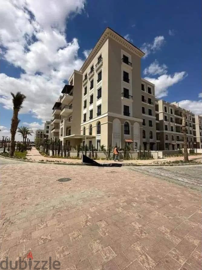 Apartment for sale in the heart of Sheikh Zayed, near Hyper One, in Village West Compound by Dora, fully finished, large area, 4 bedrooms 2