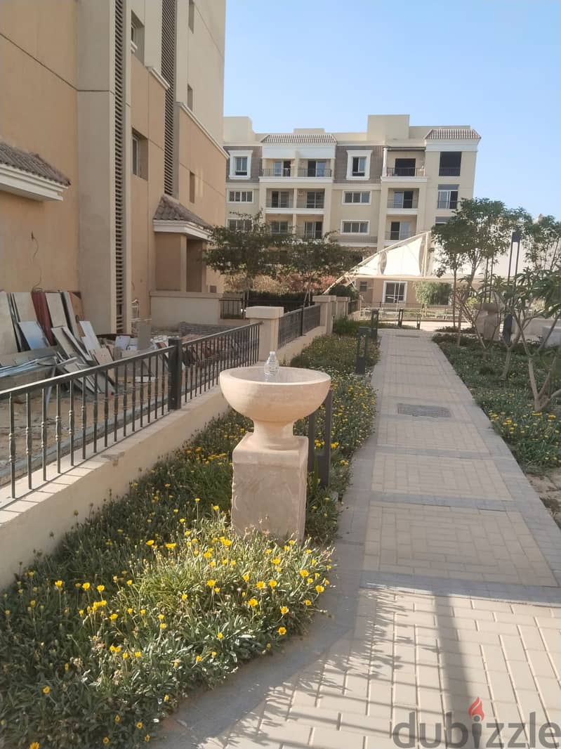 The lowest price for a duplex in Saray, 136 sqm, ground floor, 20 sqm garden, distinctive view, Elan stage, wall, Madinaty wall, installments over 8 y 32