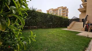 -bedroom apartment for sale, ground floor with garden, in a prime location in Rehab 2   A special location in a quiet phase in the new seventh phase i 0