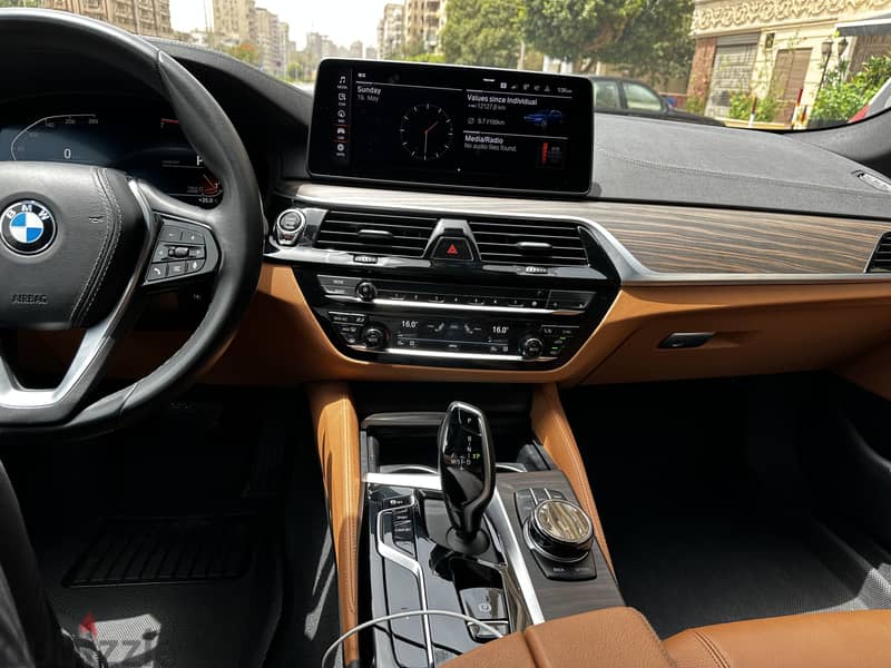 BMW 520i luxury 2021 2