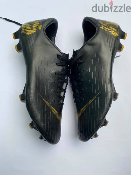 original football shoes size 45 0