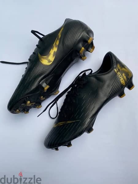original football shoes size 45 2