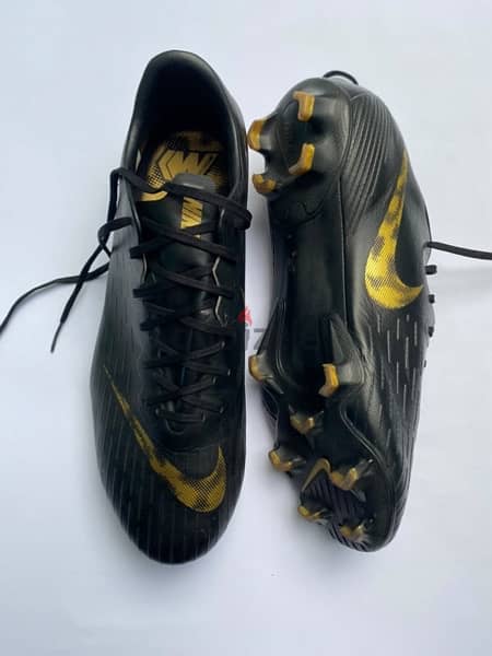 original football shoes size 45 3