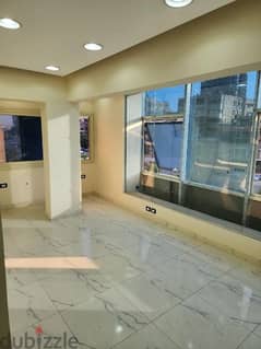 مكتب 250 متر للايجار مبنى سيكوريت تشطيب فاخر مكيف بجوار مترو الانفاق
