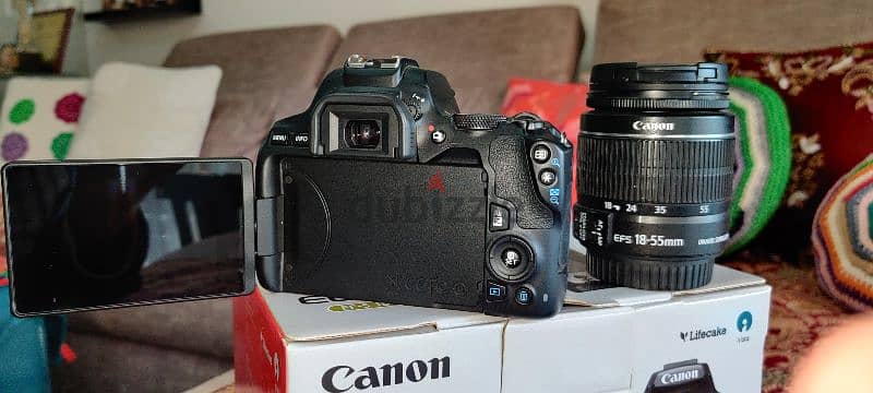 كاميرا كانون 250D كاملة حالة الجديدة Canon 250D- excellent condition 3