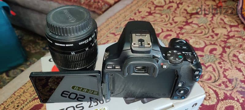 كاميرا كانون 250D كاملة حالة الجديدة Canon 250D- excellent condition 6