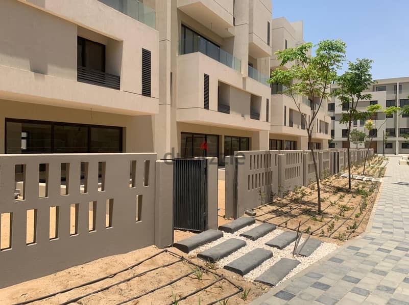 For sale, a 3-bedroom apartment, finished, with a down payment of 970,000 in Al-Shorouk, Al-Buruj Compound, in front of the International Medical 7
