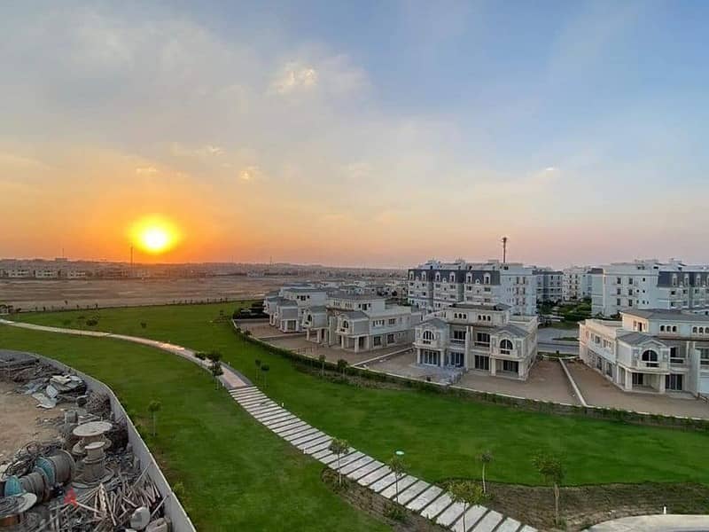 Apartment 165 m for sale with installments at MOUNTAIN VIEW ICITY 1