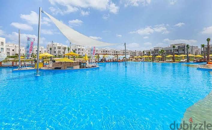 شاليه مفروش للبيع في أمواج chalet direct on pool for sale in amwaj 11