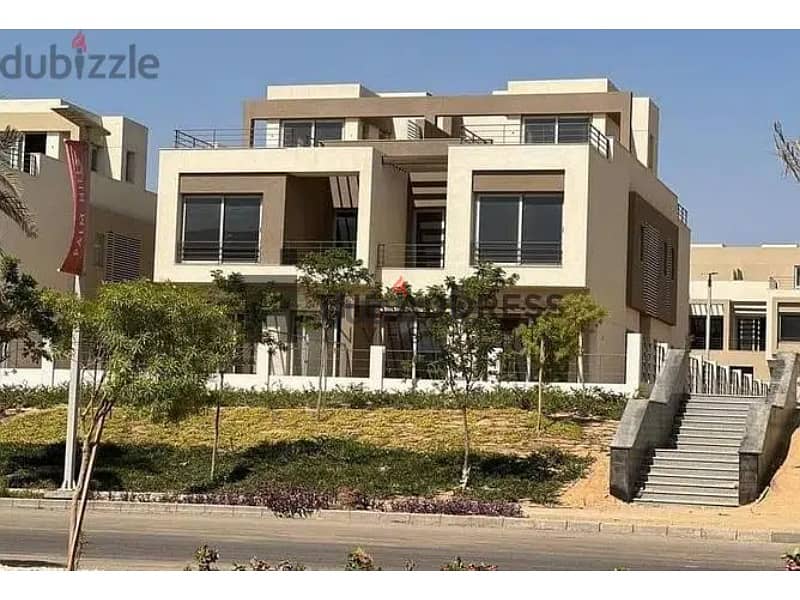 for sale town house middle finshed open view raedy to move with installment in copound hyde park new cairo 1