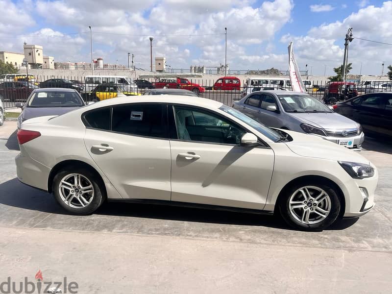 FORD FOCUS - CONNECTED - 4DR/2022 - FROZEN WHITE - 1500 CC - 76.000 KM 2