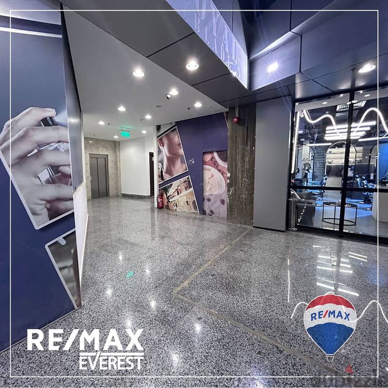 Commercial unit in Ritzy Plaza Mall - ElSheikh Zayed 2
