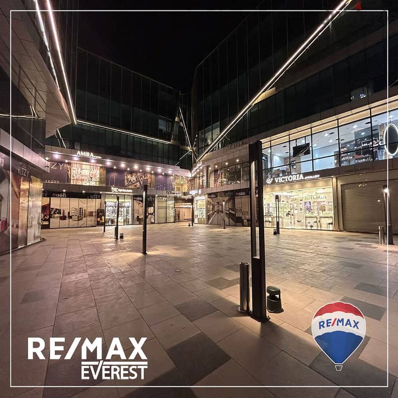 Commercial unit in Ritzy Plaza Mall - ElSheikh Zayed 5
