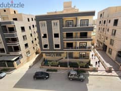 Apartment for sale, located next to the AUC, with a down payment of 950 million and the rest in installments