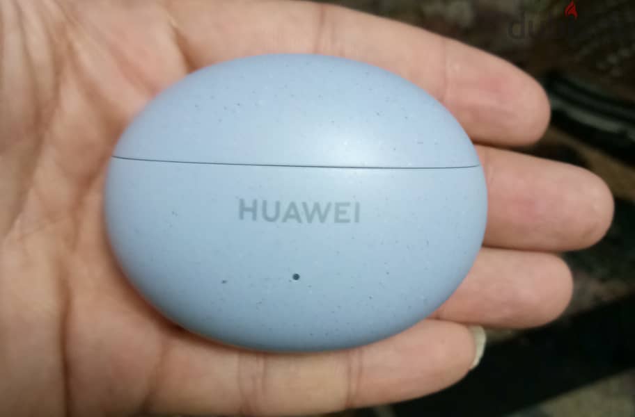 سماعه Huawei free buds 5i بحاله كسر زيرو 2
