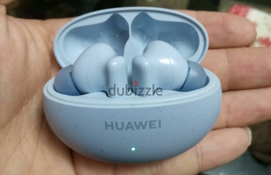 سماعه Huawei free buds 5i بحاله كسر زيرو 3