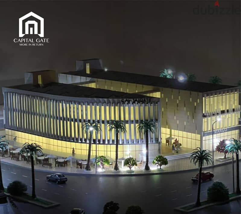 A 51-meter store, ground floor, is the first service mall in the R7 area, suitable for all activities. It serves 30 compounds, equivalent to 150,000 p 2
