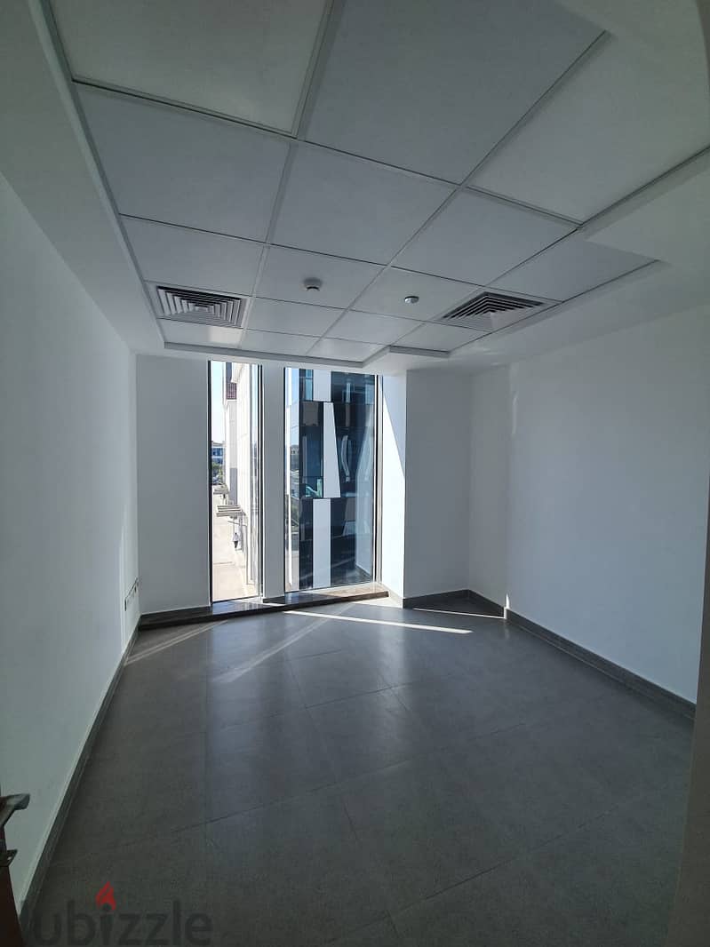 Clinic for rent fully finished + AC, at Park Street Sheikh Zayed 8